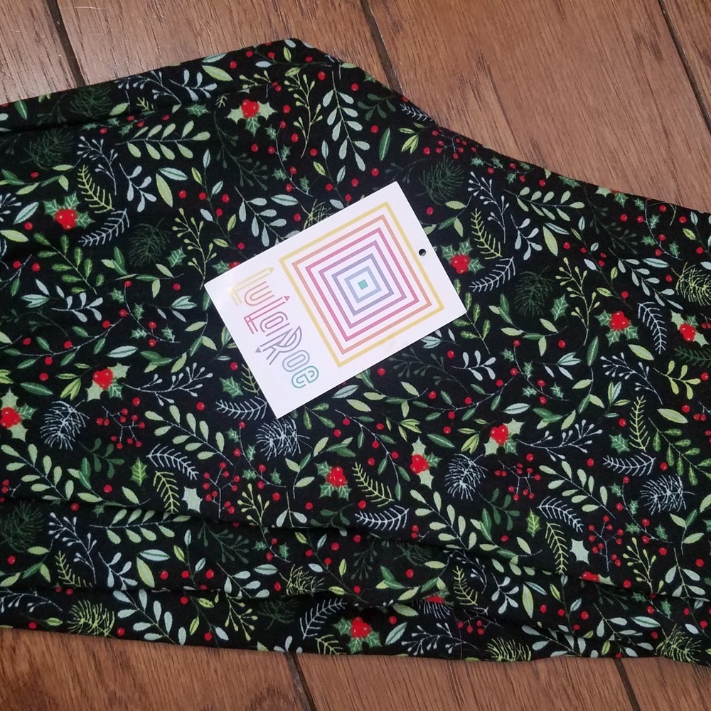 New Lularoe Christmas leggings os